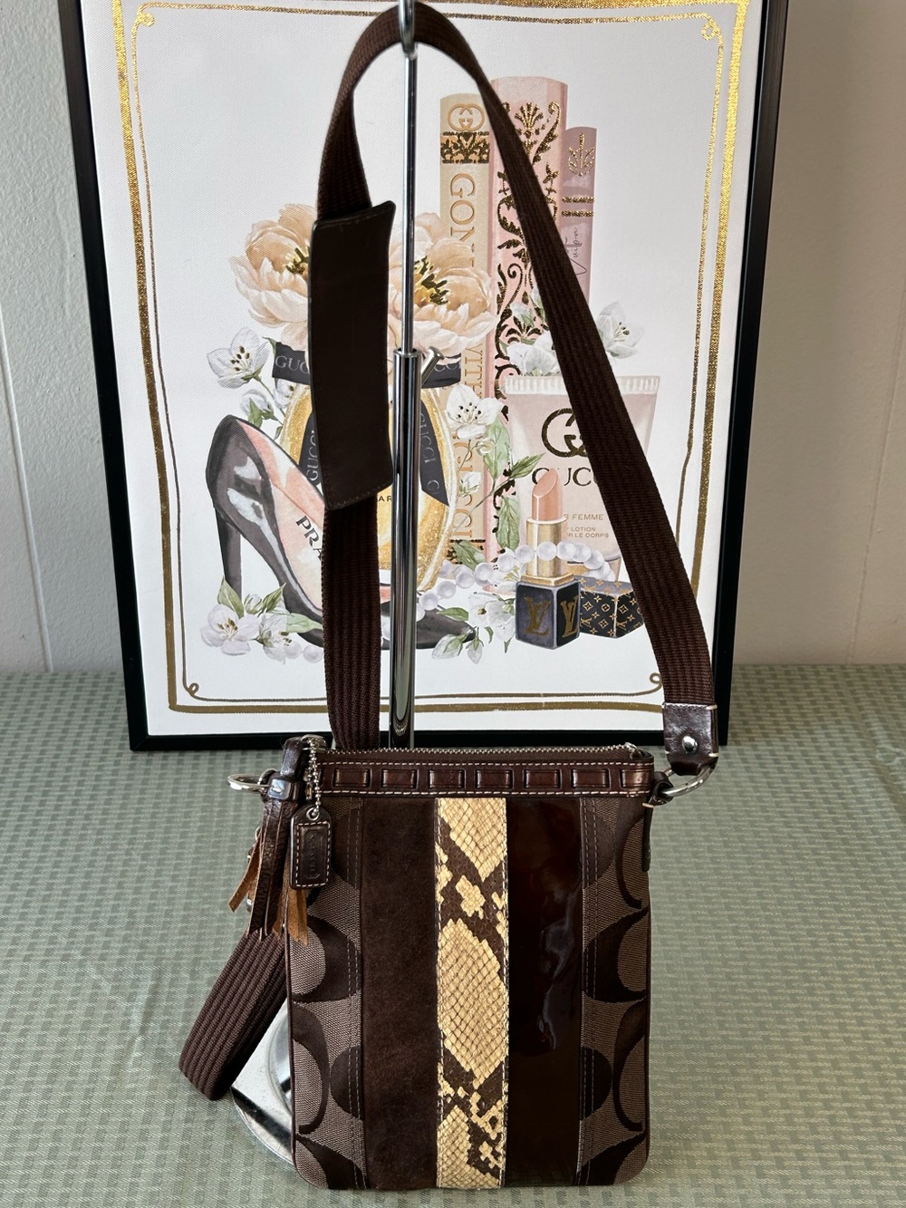 COACH 2006 Vintage Hamptons Python Trimmed Signature Swing Pack 😍❤️‍🔥 - Picture 14 of 17